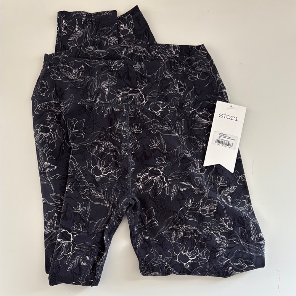 Pattern Leggings with Stretchy Fit